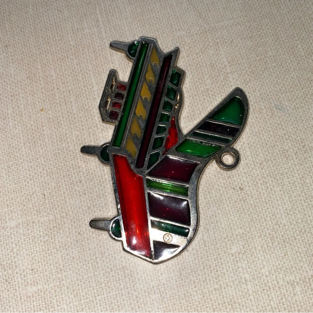 N/A vintage stained